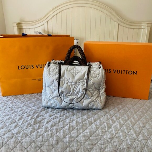 LOUIS VUITTON SILVER ONTHEGOBAG - Picture 3 of 6